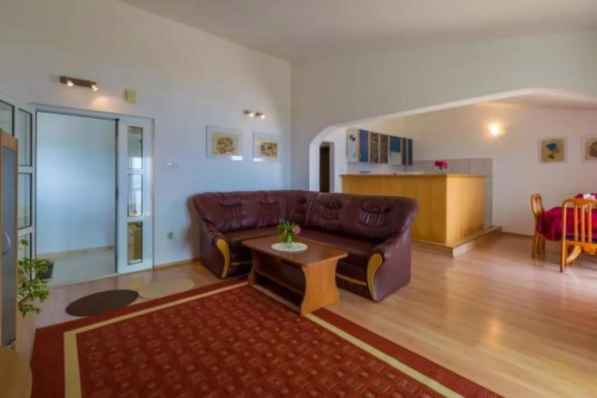 Apartments In Dramalj 41214